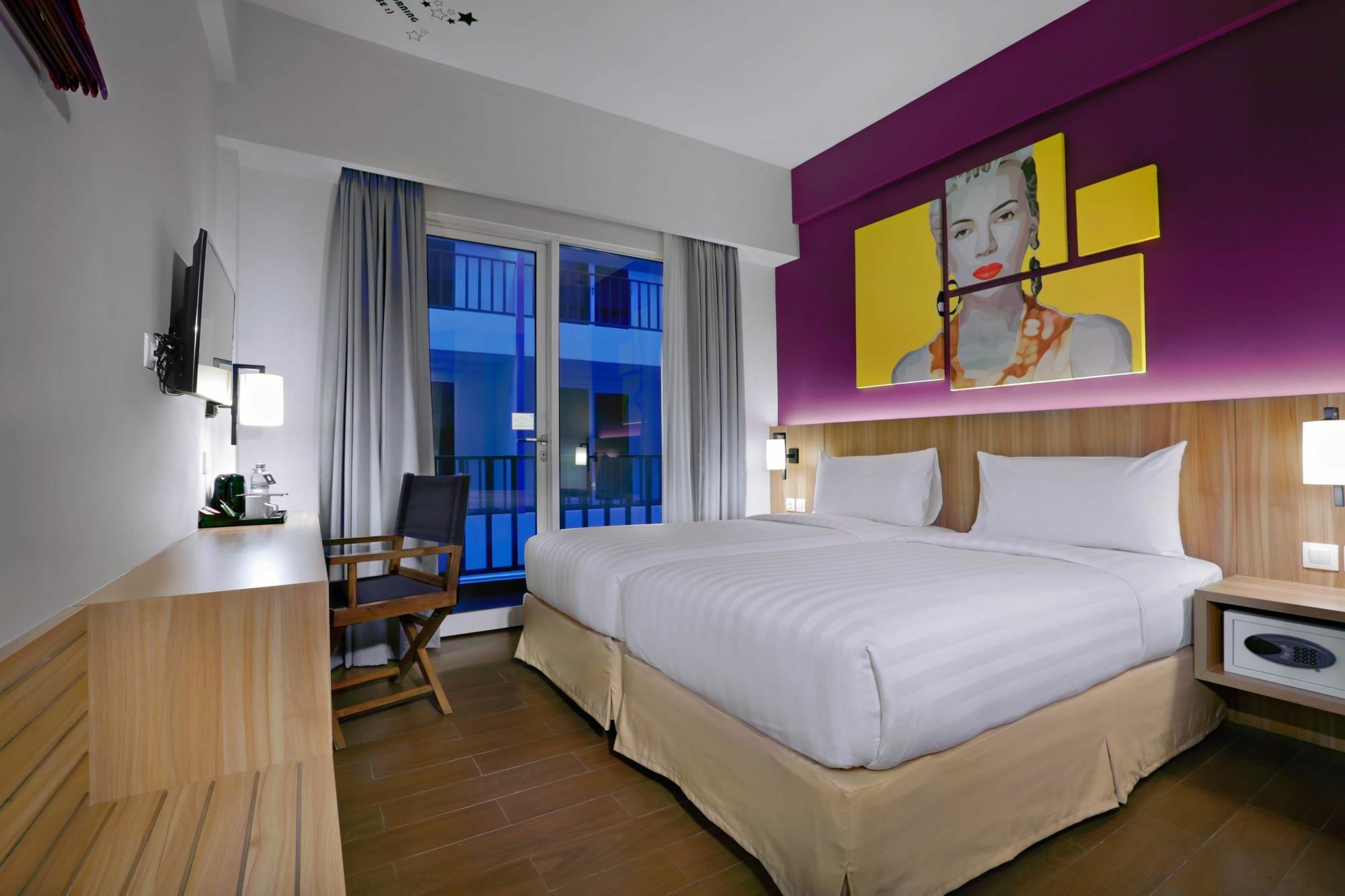 Fame Hotel Sunset Road Kuta Lombok Esterno foto